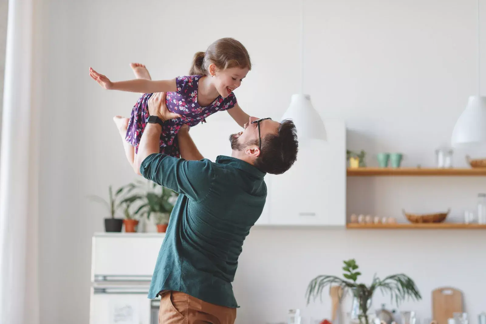 value-father-and-child-1600.webp